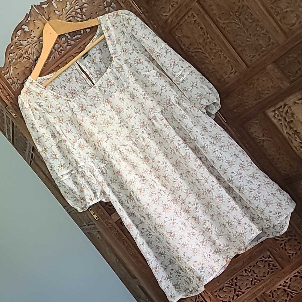 Flowy dress